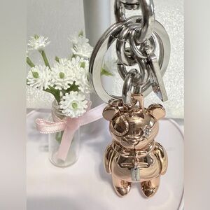 Authentic COACH 3D Teddy Bear Bag
Charm Key Chain Ring Rose gold
New, never used